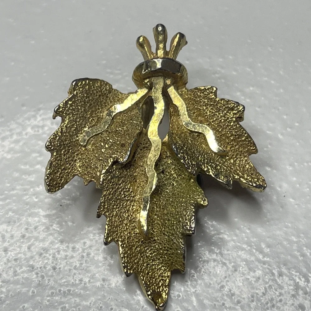 Vintage BSK Scarf Dress Purse Clip Brushed‎ Gold Tone Leaf Leaves Nature